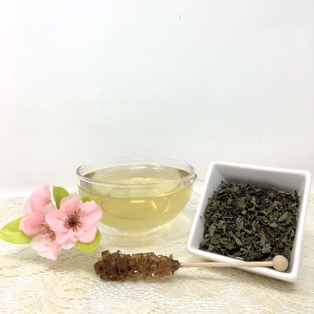 Melissenblätter